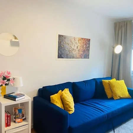 Modern 3 Bedroom Flat In * 리스본
