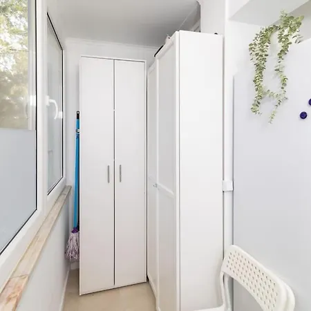 Modern 3 Bedroom Flat In Apartamento Lisboa