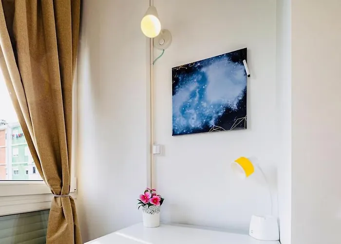 Modern 3 Bedroom Flat In