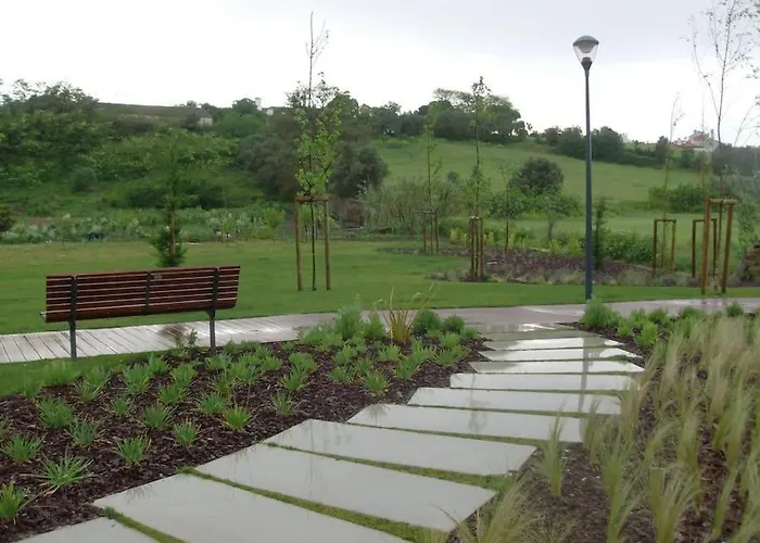 公寓 Modern 3 Bedroom Flat In *